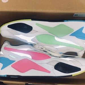 Puma women’s sz10